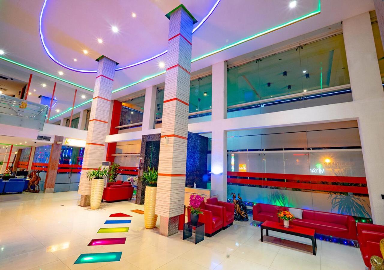 Miyanna Hotel Medan Exterior photo
