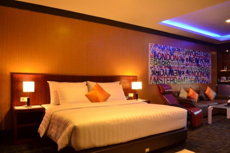 Miyanna Hotel Medan Exterior photo