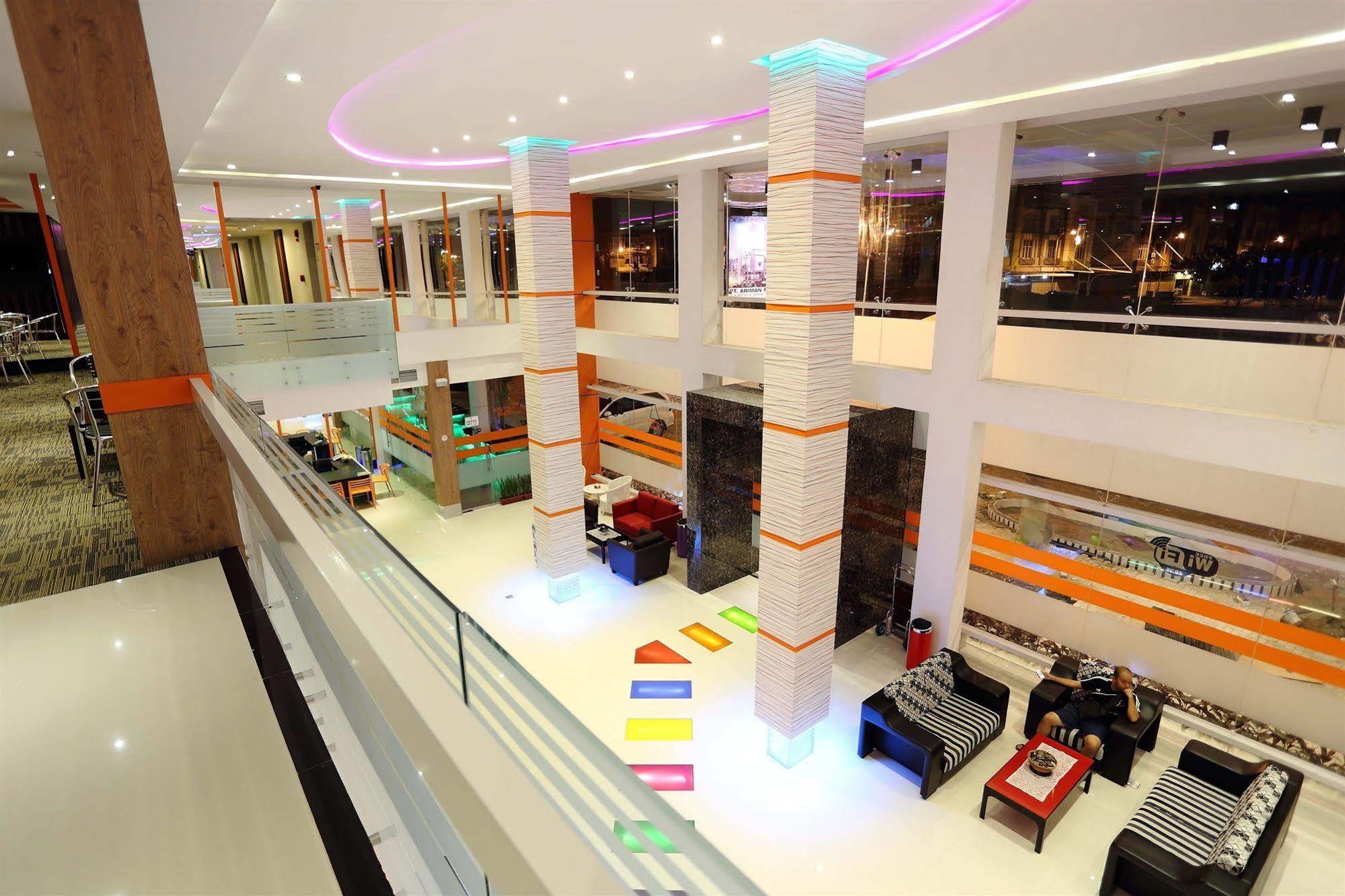 Miyanna Hotel Medan Exterior photo